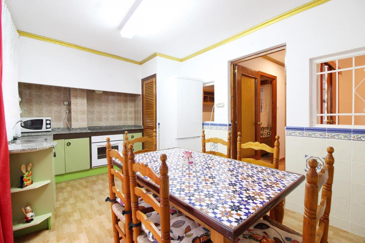 Holiday home Global Properties, Adosado En La Playa De Almarda,